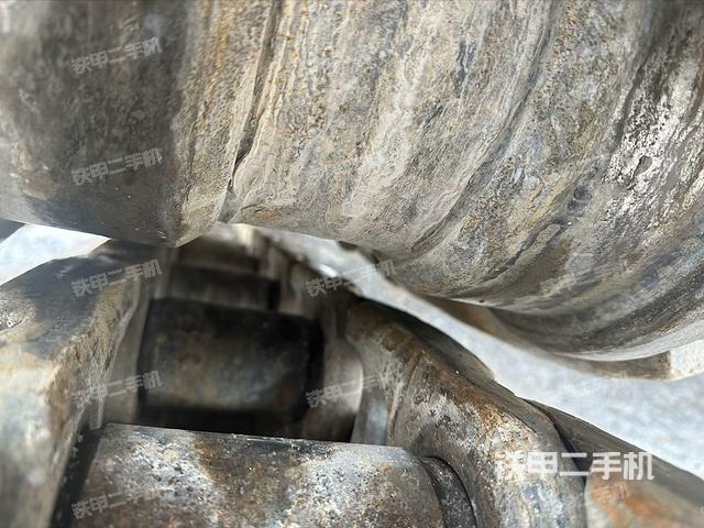 左側(cè)行走馬達蓋板(行走機構(gòu)) 左側(cè)行走馬達蓋板(行走機構(gòu))