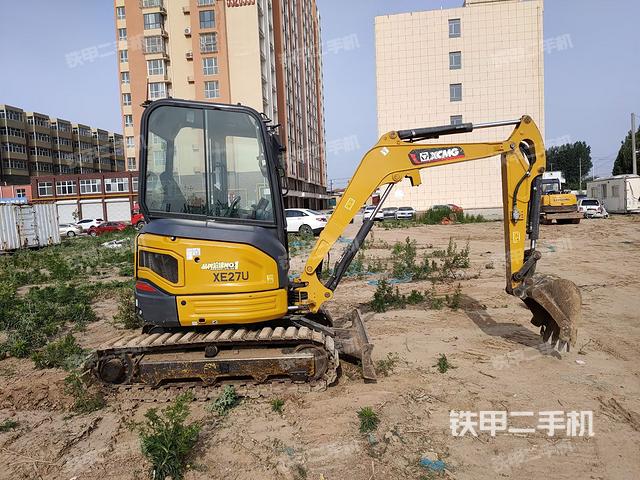 整機(jī)右后45°(整機(jī)外觀) 整機(jī)右后45°(整機(jī)外觀)