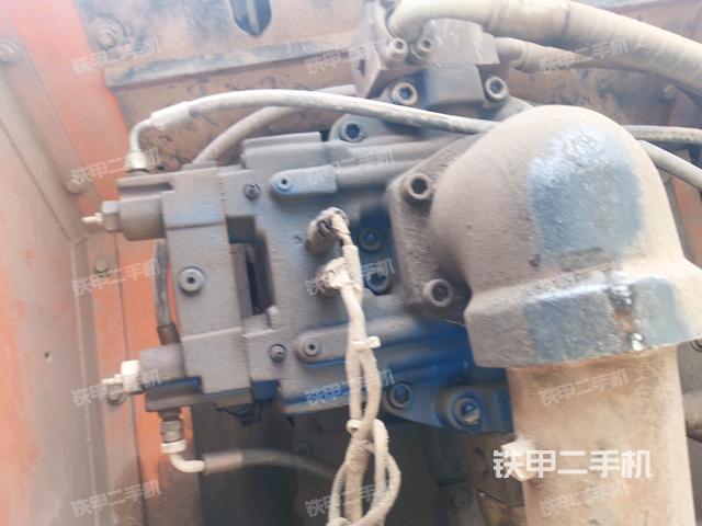 液壓泵室(大件艙室) 液壓泵室(大件艙室)