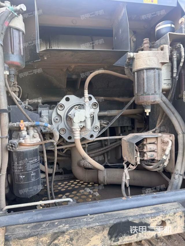 液压泵室（大件舱室）