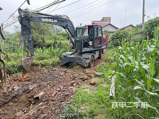 沃得重工W295W-9A挖掘機(jī)