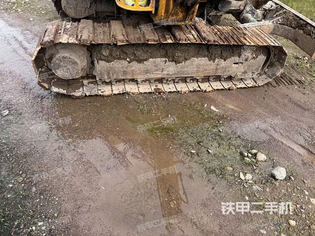 右側履帶整體?(行走機構) 右側履帶整體?(行走機構)