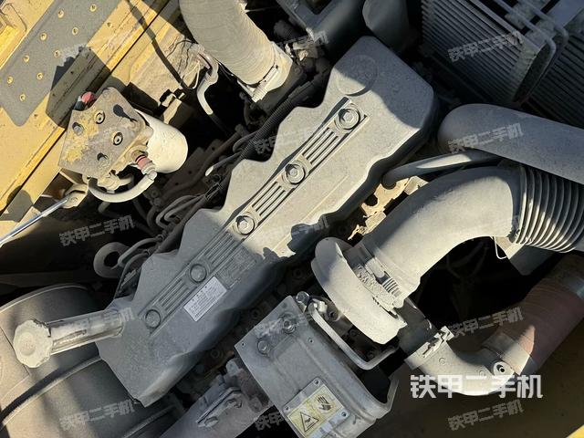 發(fā)動(dòng)機(jī)整體俯視(整機(jī)外觀) 發(fā)動(dòng)機(jī)整體俯視(整機(jī)外觀)