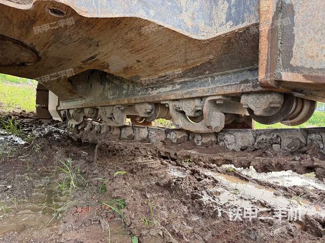 右侧履带整体（行走机构）