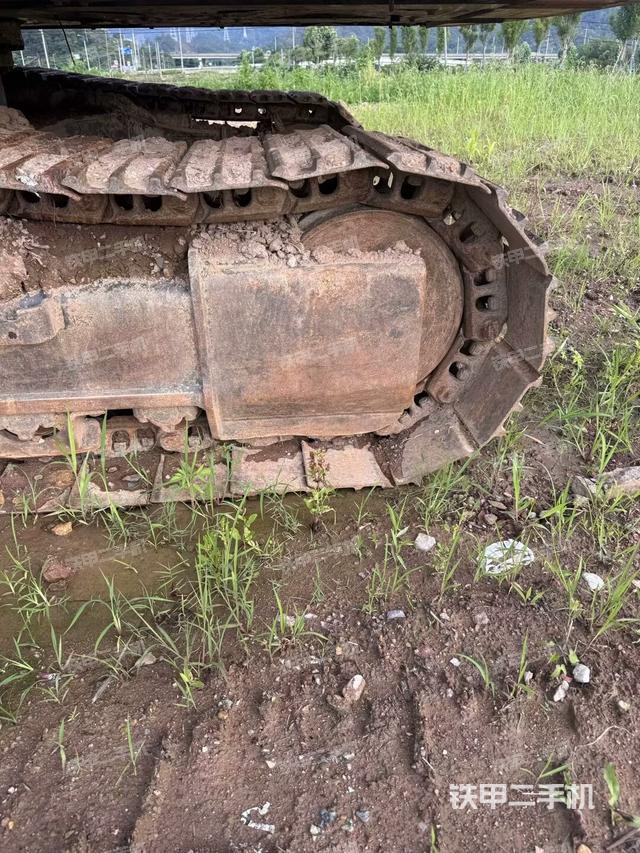 左驱动轮（行走机构）