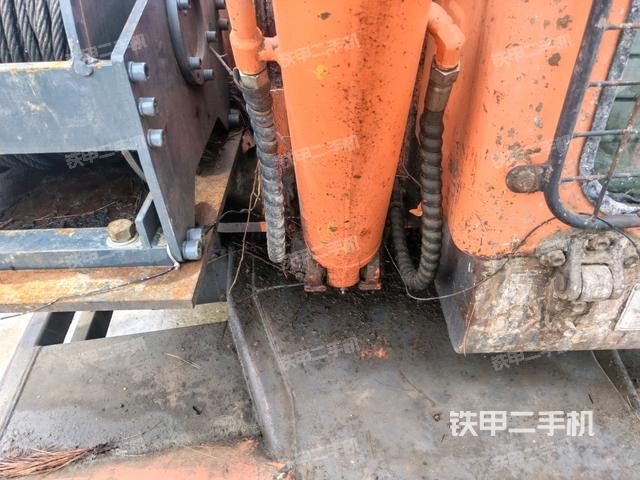 大臂根部?斜(工作和回轉(zhuǎn)裝置) 大臂根部?斜(工作和回轉(zhuǎn)裝置)