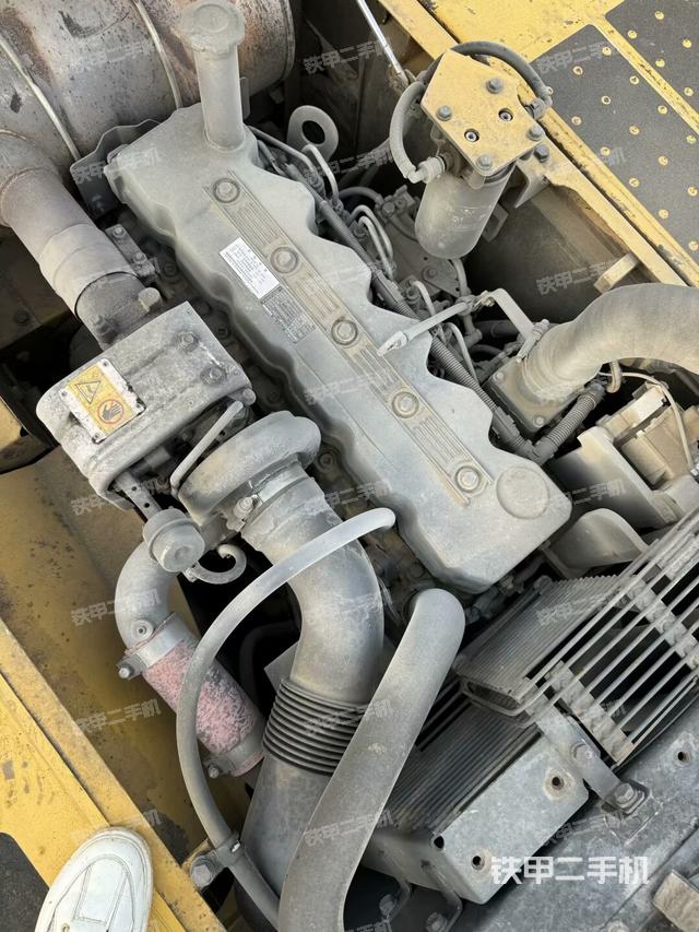 发动机整体俯视（整机外观）