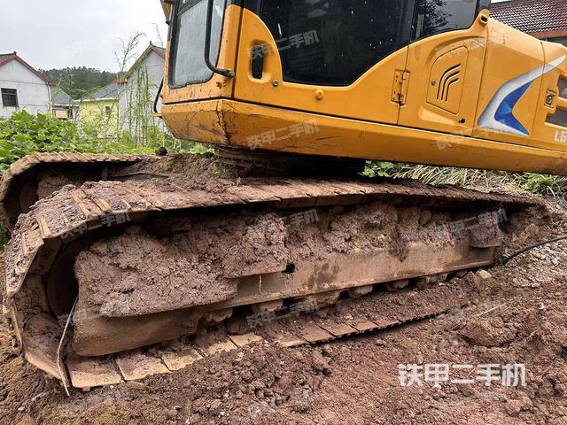 单侧履带整体（整机外观）