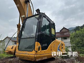 龙工LG6230E挖掘机实拍图片