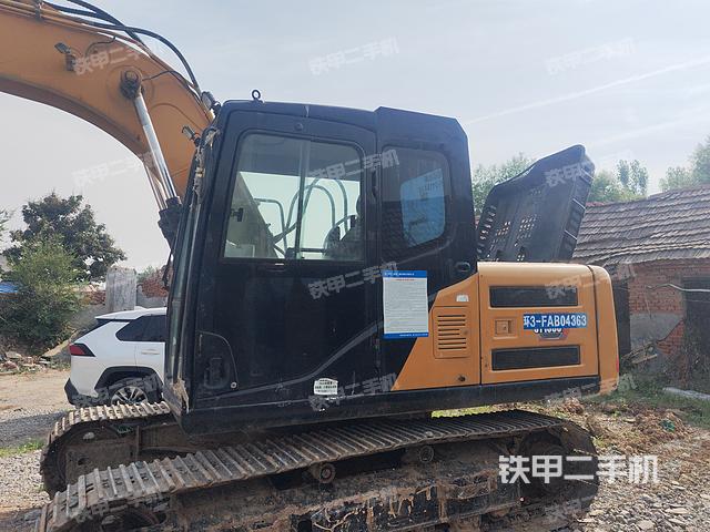 驾驶室整体（整机外观）