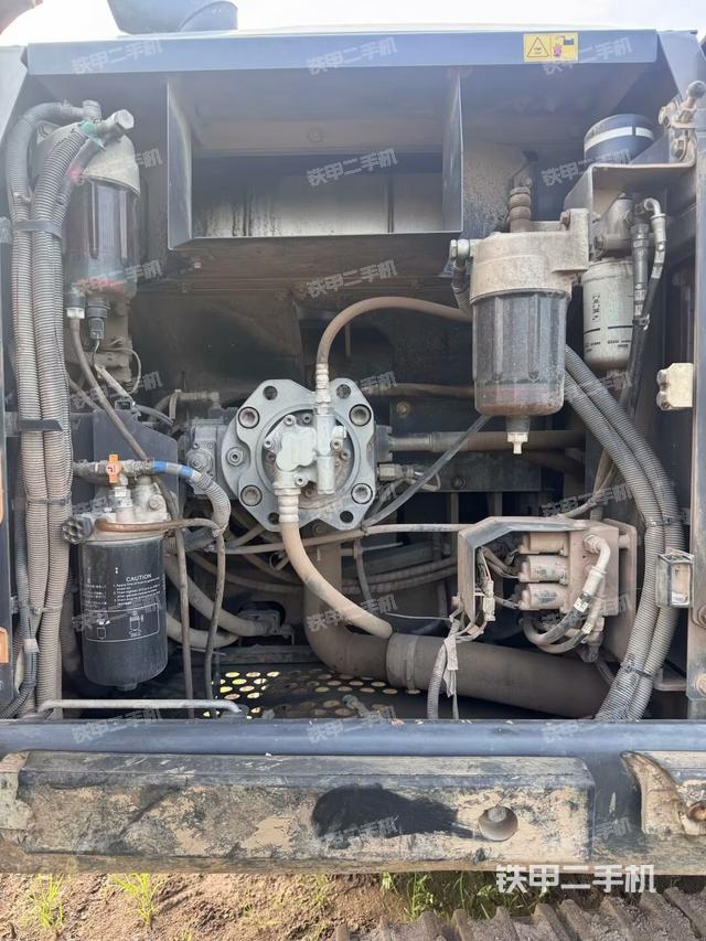 液压泵斜45 左（大件舱室）