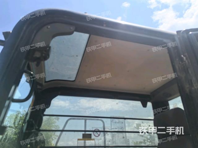 頂棚整體(駕駛室部分) 頂棚整體(駕駛室部分)