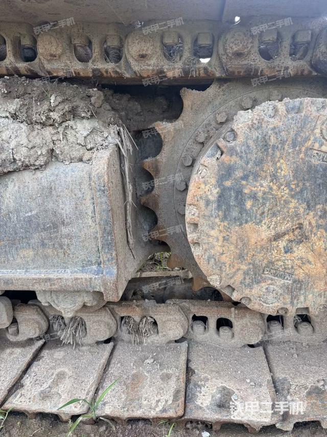 左侧行走马达盖板（行走机构）