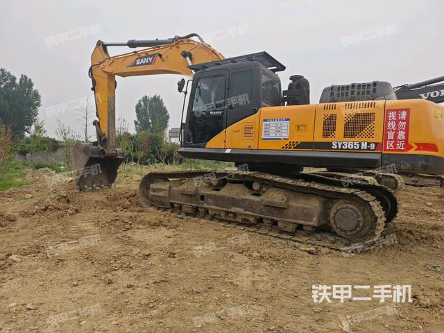 三一重工SY365H挖掘機(jī)