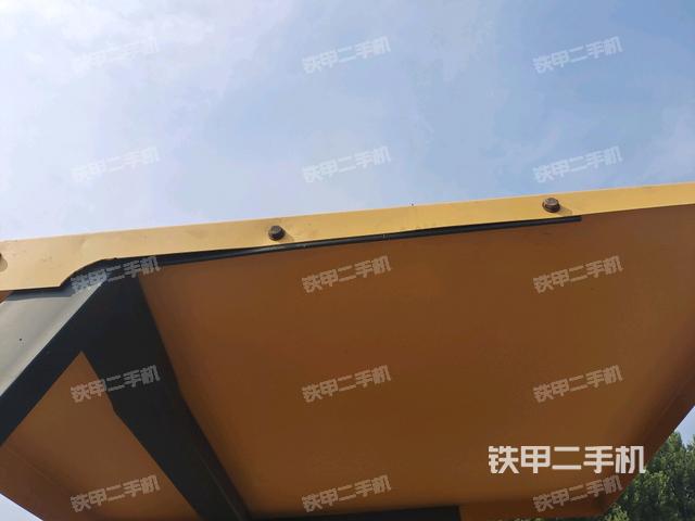 驾驶室外顶全景(压路机驾驶室) 驾驶室外顶全景(压路机驾驶室)