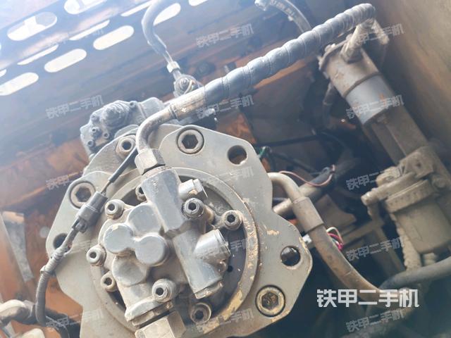 液壓泵斜45?左(大件艙室) 液壓泵斜45?左(大件艙室)