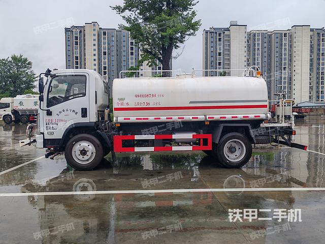 整機左側(cè)(設(shè)備外觀及核心部件) 整機左側(cè)(設(shè)備外觀及核心部件)