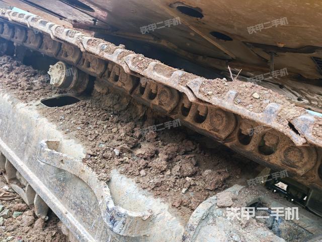 左側(cè)行走馬達(dá)蓋板(行走機(jī)構(gòu)) 左側(cè)行走馬達(dá)蓋板(行走機(jī)構(gòu))