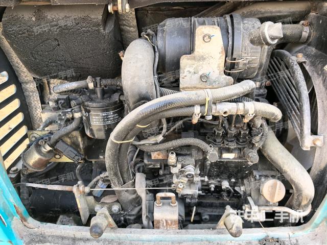 發(fā)動(dòng)機(jī)室(上車(chē)部件) 發(fā)動(dòng)機(jī)室(上車(chē)部件)