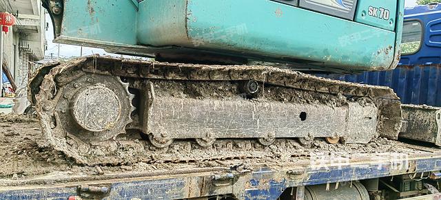 单侧履带整体（整机外观）