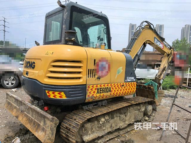 右后45(整機外觀) 右后45(整機外觀)