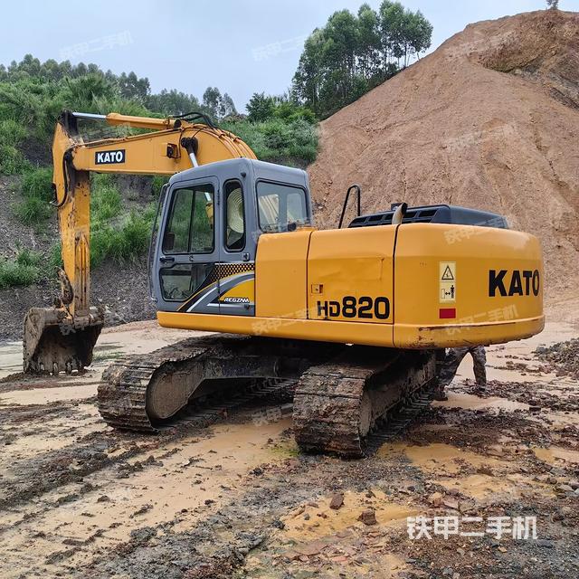 加藤HD820-R5挖掘機(jī)