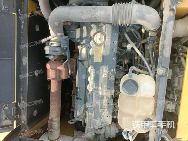 發(fā)動機室(上車部件) 發(fā)動機室(上車部件)