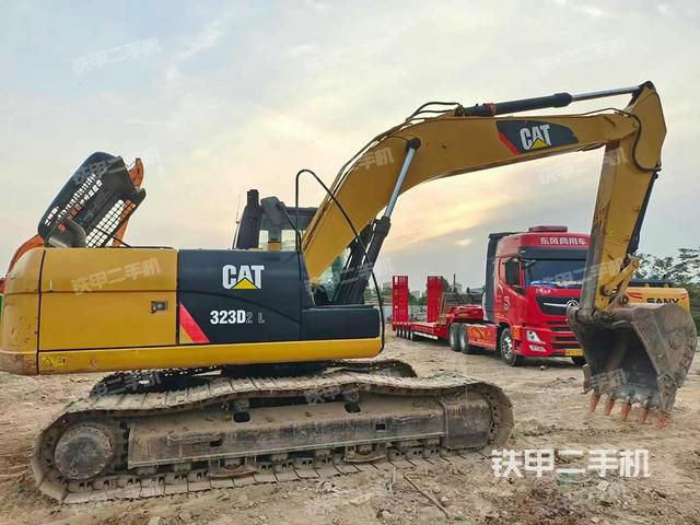 整机右后45°(整机外观) 整机右后45°(整机外观)