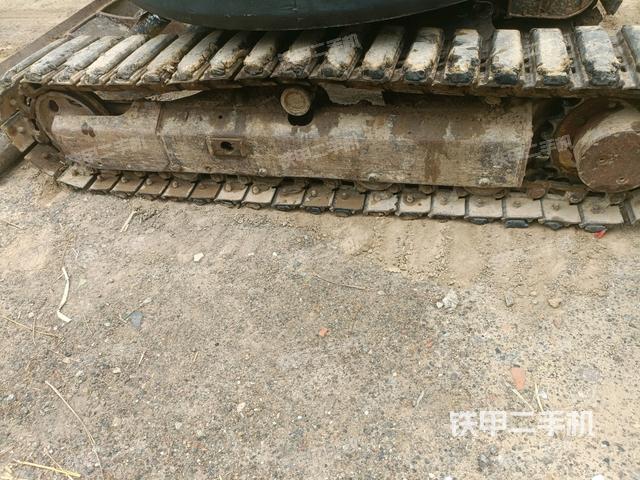 左側(cè)履帶整體?(行走機(jī)構(gòu)) 左側(cè)履帶整體?(行走機(jī)構(gòu))