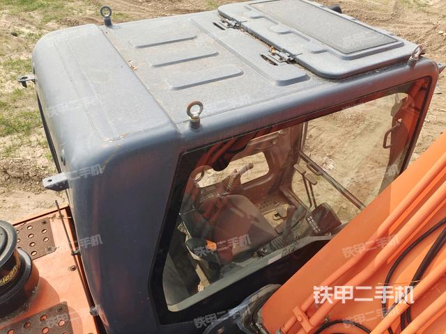發(fā)動機室(上車部件) 發(fā)動機室(上車部件)