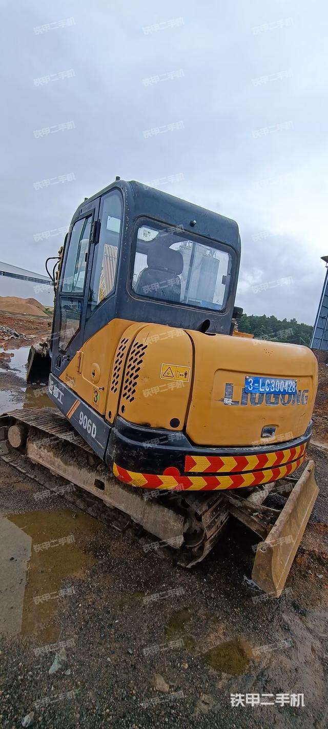 柳工CLG906D挖掘機