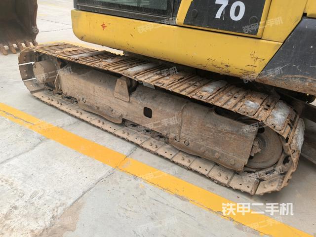 右側(cè)行走馬達(dá)蓋板(行走機(jī)構(gòu)) 右側(cè)行走馬達(dá)蓋板(行走機(jī)構(gòu))