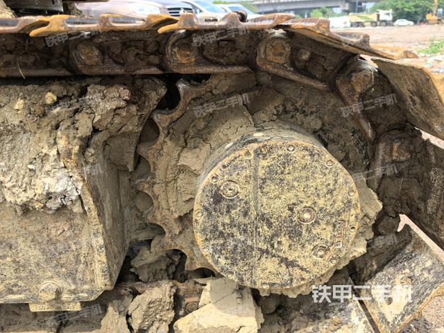 左驅(qū)動輪(行走機構(gòu)) 左驅(qū)動輪(行走機構(gòu))