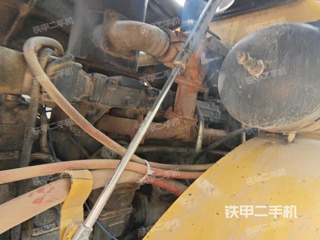 風(fēng)扇及皮帶（壓路機(jī)發(fā)動(dòng)機(jī)艙）