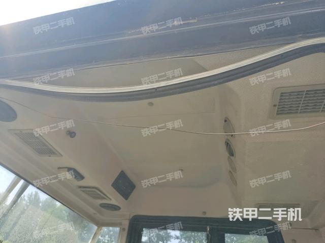 駕駛室外頂全景（壓路機(jī)駕駛室）