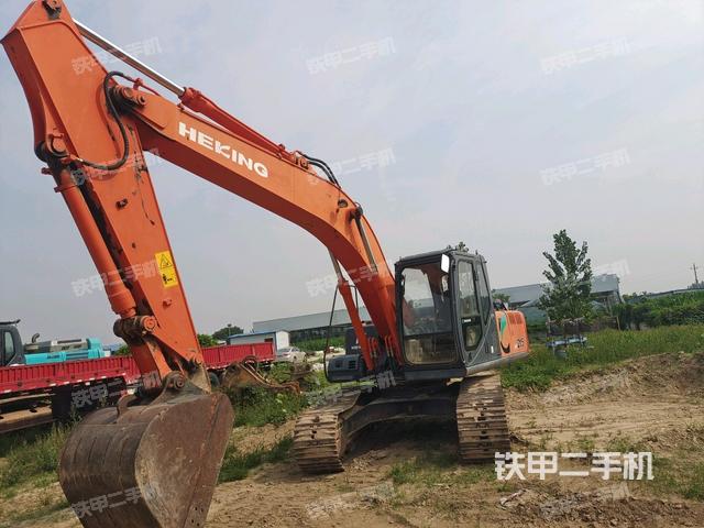 合礦HK215挖掘機