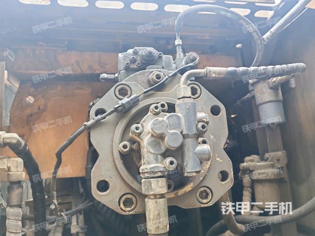 液壓泵室(大件艙室) 液壓泵室(大件艙室)