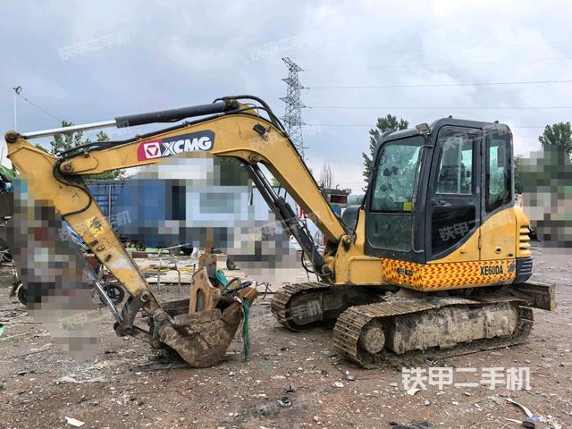 徐工XE60D挖掘機