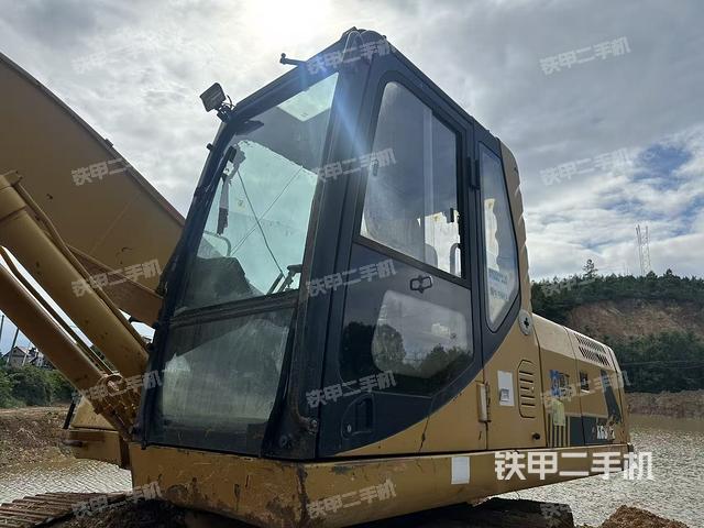 廈工XG822LC挖掘機