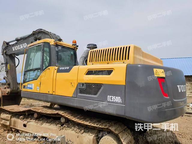 驾驶室整体（整机外观）