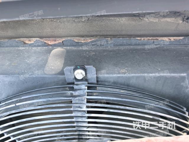 水箱+風(fēng)扇特寫(上車部件) 水箱+風(fēng)扇特寫(上車部件)
