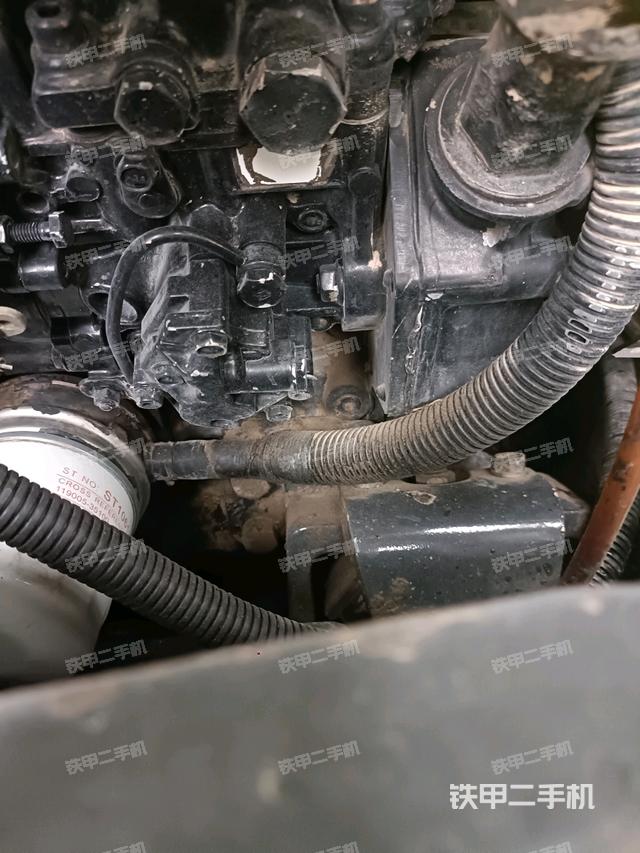發(fā)動(dòng)機(jī)室(上車部件) 發(fā)動(dòng)機(jī)室(上車部件)
