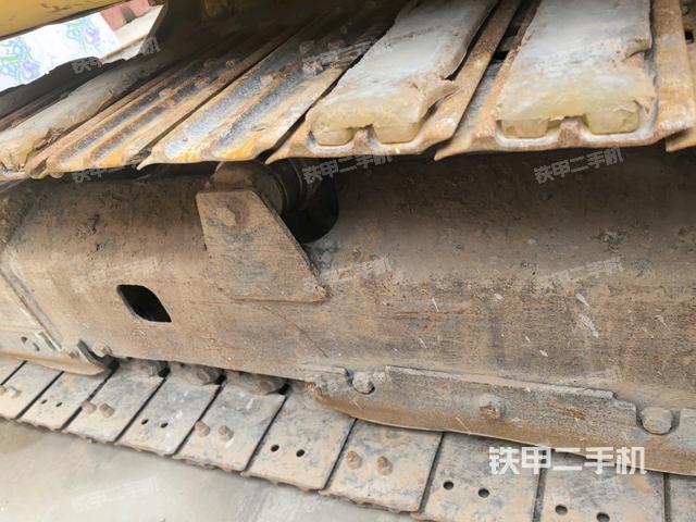 左側(cè)履帶整體?(行走機(jī)構(gòu)) 左側(cè)履帶整體?(行走機(jī)構(gòu))