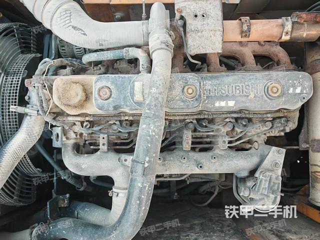 發(fā)動機整體俯視(整機外觀) 發(fā)動機整體俯視(整機外觀)