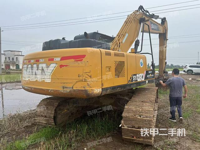 整機(jī)右后45°(整機(jī)外觀) 整機(jī)右后45°(整機(jī)外觀)
