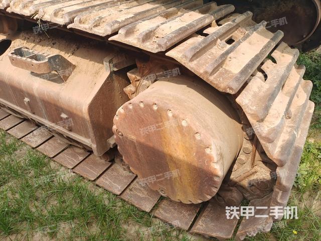 左側(cè)行走馬達(dá)蓋板(行走機(jī)構(gòu)) 左側(cè)行走馬達(dá)蓋板(行走機(jī)構(gòu))