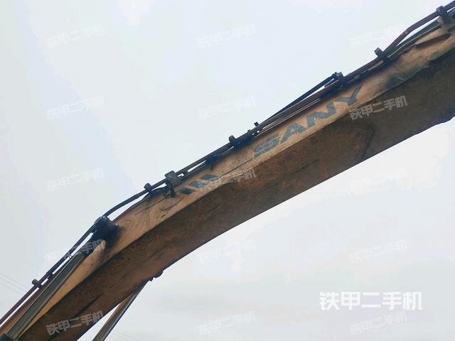 大臂整體?右側(cè)(工作和回轉(zhuǎn)裝置) 大臂整體?右側(cè)(工作和回轉(zhuǎn)裝置)