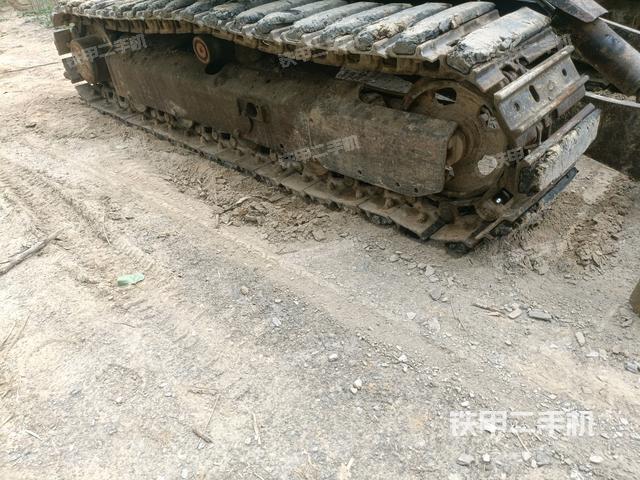 右側(cè)履帶整體?(行走機(jī)構(gòu)) 右側(cè)履帶整體?(行走機(jī)構(gòu))