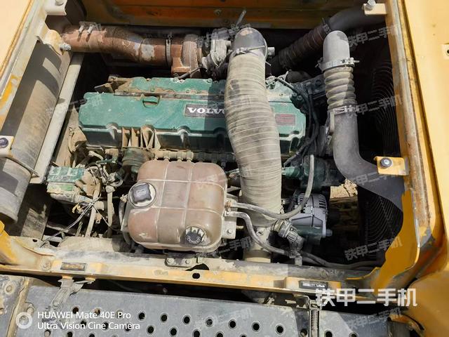 发动机整体俯视（整机外观）