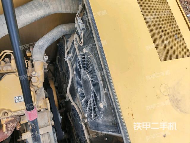 水箱+風(fēng)扇特寫(上車部件) 水箱+風(fēng)扇特寫(上車部件)